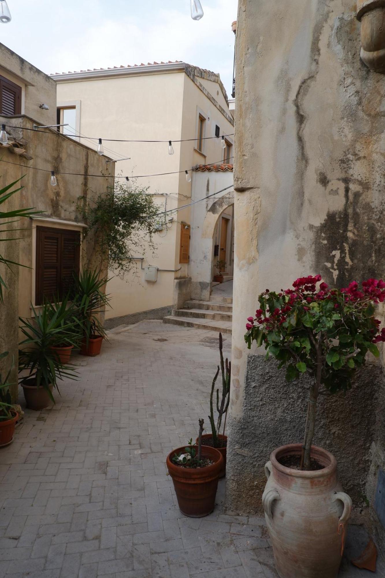 Casa Catale Bed & Breakfast Модика Екстериор снимка